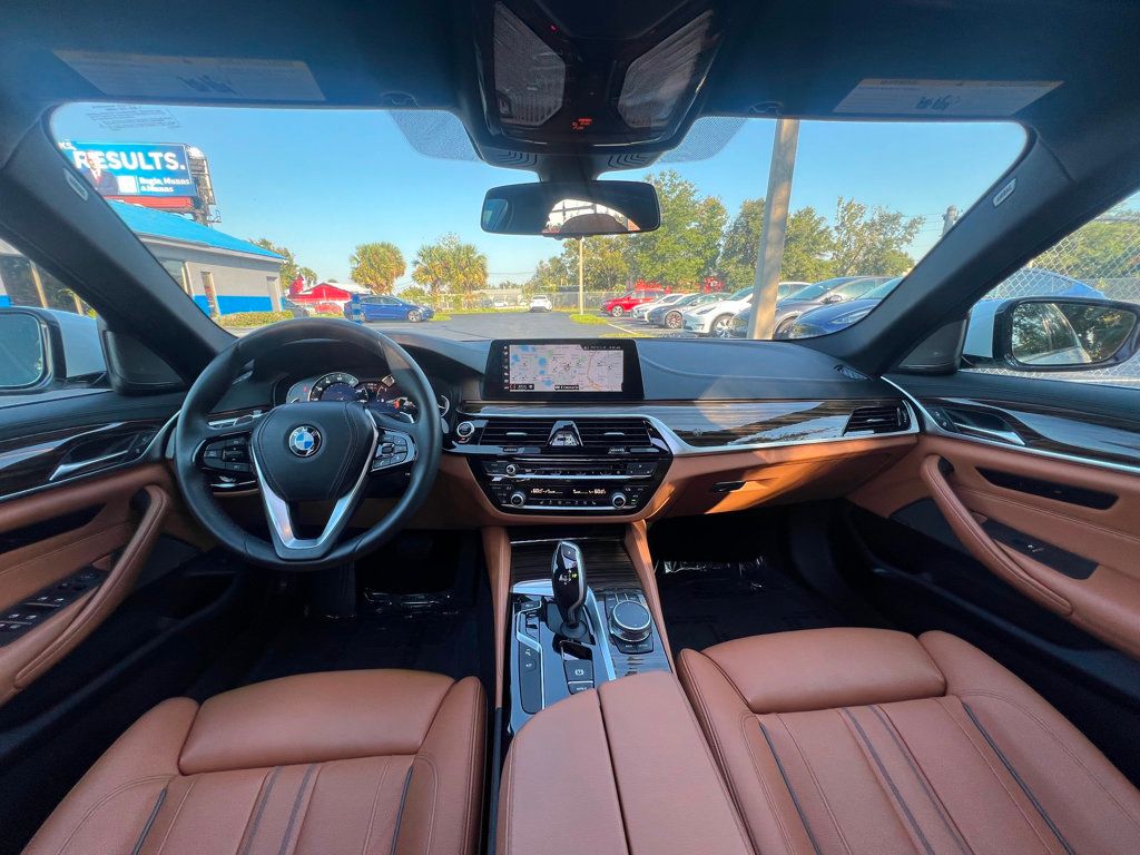 2017 BMW 5 Series 540i - 22612793 - 20