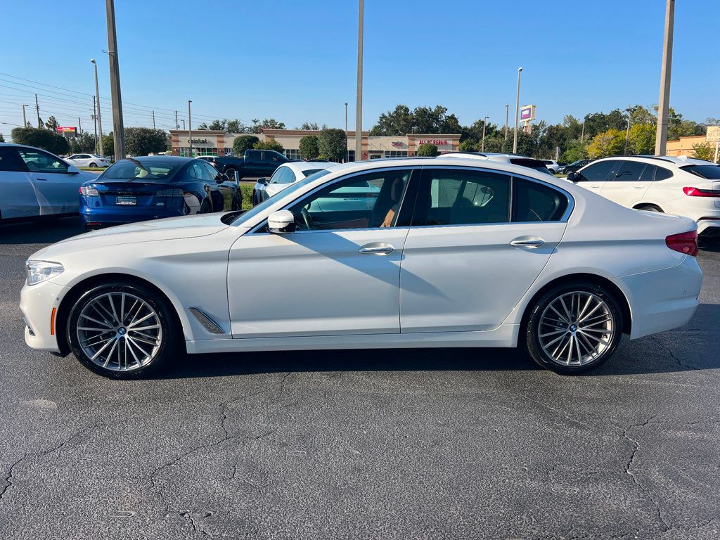 2017 BMW 5 Series 540i - 22612793 - 7