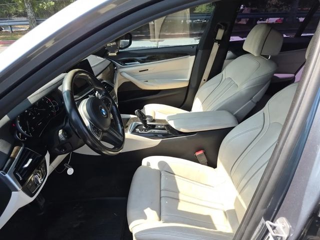 2017 BMW 5 Series 540i M Sport - 23082861 - 5