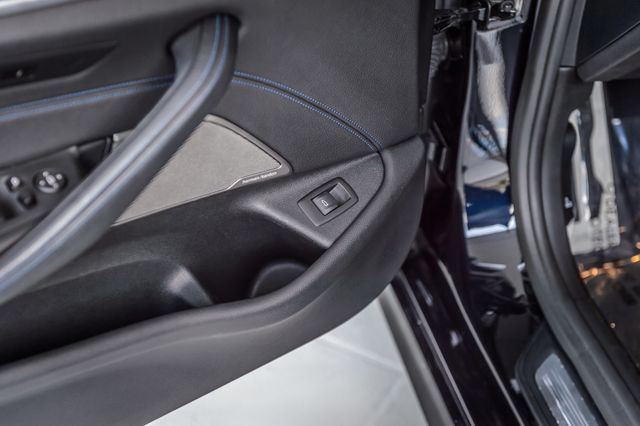 2017 BMW 5 Series 540i M SPORT - NAV - BACKUP CAM - BLUETOOTH - MUST SEE - 22994316 - 49