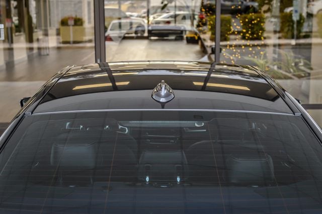 2017 BMW 5 Series 540i M SPORT NAV MOONROOF BACKUP CAM BLUETOOTH LOW MILES - 22947076 - 9