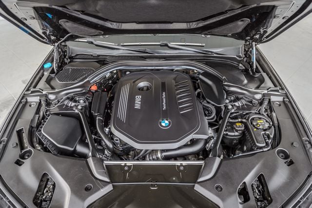 2017 BMW 5 Series 540i M SPORT NAV MOONROOF BACKUP CAM BLUETOOTH LOW MILES - 22947076 - 15