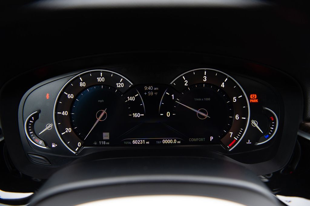 2017 BMW 5 Series 540i M SPORT NAV MOONROOF BACKUP CAM BLUETOOTH LOW MILES - 22947076 - 16