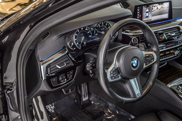 2017 BMW 5 Series 540i M SPORT NAV MOONROOF BACKUP CAM BLUETOOTH LOW MILES - 22947076 - 23