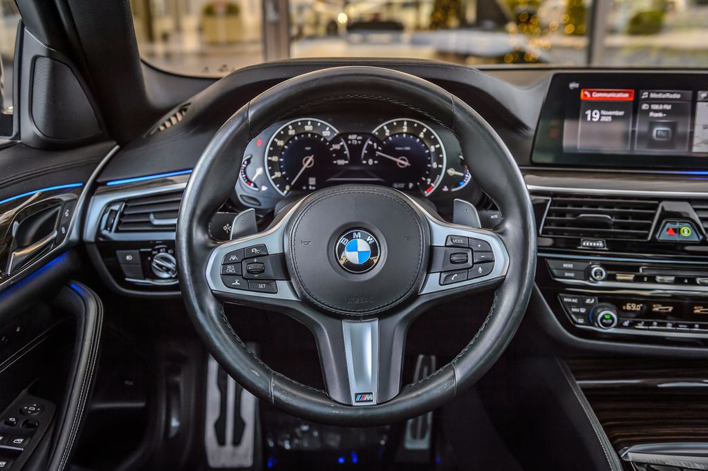 2017 BMW 5 Series 540i M SPORT NAV MOONROOF BACKUP CAM BLUETOOTH LOW MILES - 22947076 - 25