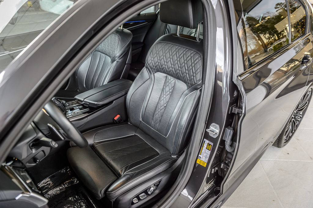 2017 BMW 5 Series 540i M SPORT NAV MOONROOF BACKUP CAM BLUETOOTH LOW MILES - 22947076 - 36