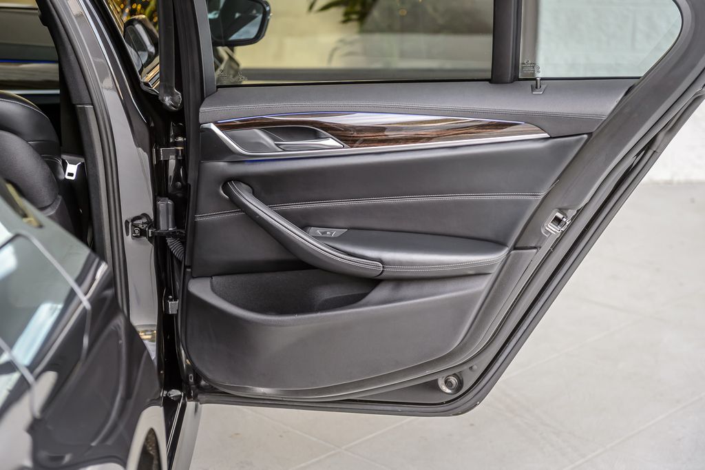 2017 BMW 5 Series 540i M SPORT NAV MOONROOF BACKUP CAM BLUETOOTH LOW MILES - 22947076 - 51