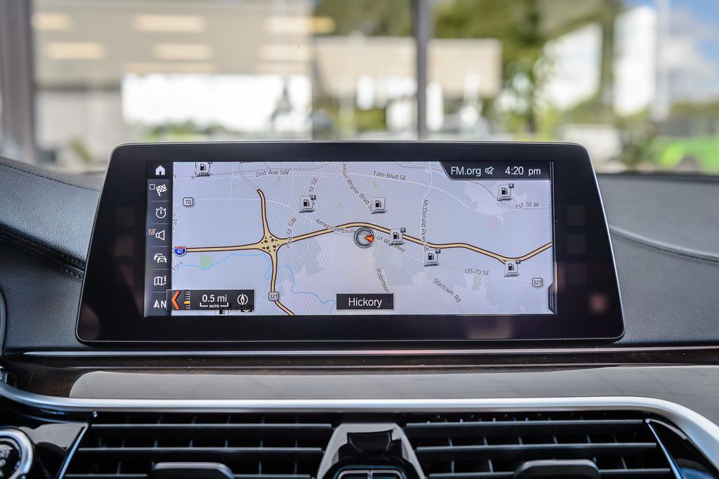 2017 BMW 5 Series 540i - NAV - BACKUP CAM - BLUETOOTH - BEAUTIFUL  - 23061826 - 21