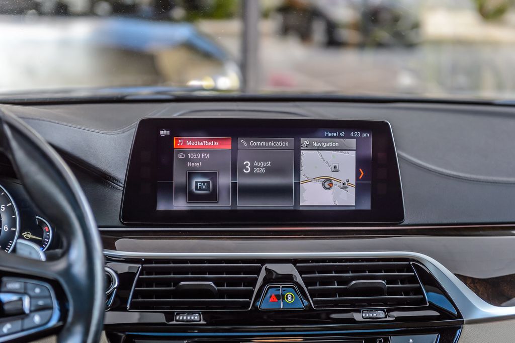2017 BMW 5 Series 540i - NAV - BACKUP CAM - BLUETOOTH - BEAUTIFUL  - 23061826 - 29