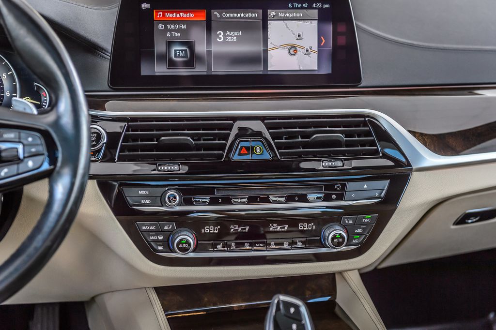 2017 BMW 5 Series 540i - NAV - BACKUP CAM - BLUETOOTH - BEAUTIFUL  - 23061826 - 30