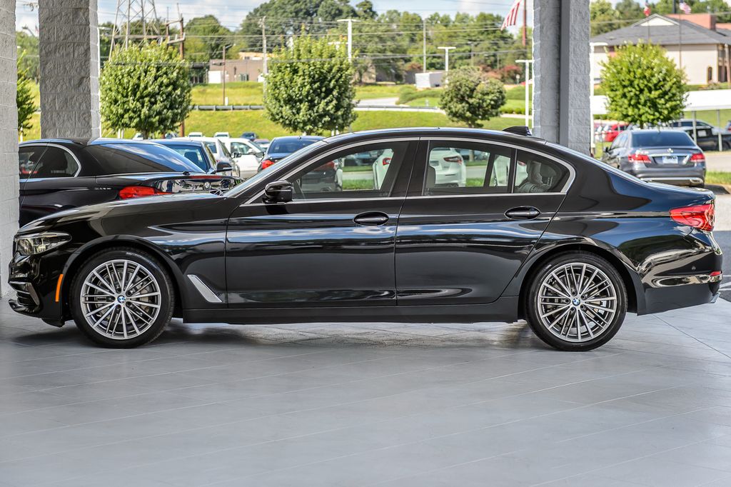 2017 BMW 5 Series 540i - NAV - BACKUP CAM - BLUETOOTH - BEAUTIFUL  - 23061826 - 56