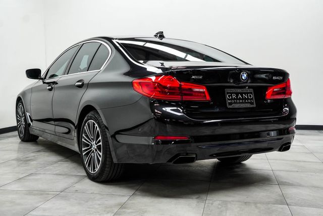 2017 BMW 5 Series 540i xDrive - 22992411 - 10