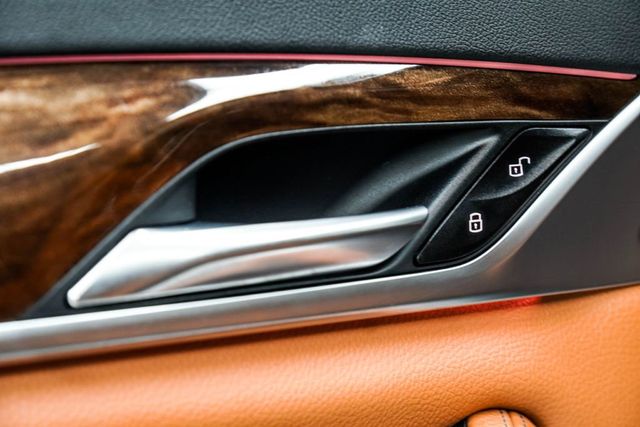 2017 BMW 5 Series 540i xDrive - 22992411 - 43