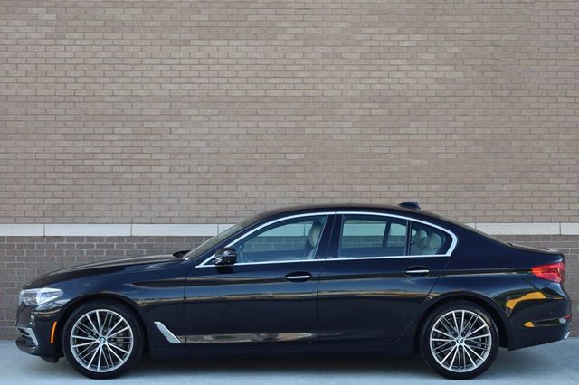 2017 BMW 5 Series 540i xDrive - 23069054 - 1