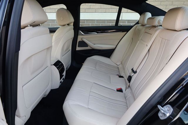 2017 BMW 5 Series 540i xDrive - 23069054 - 21