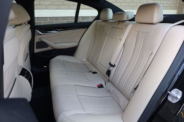 2017 BMW 5 Series 540i xDrive - 23069054 - 22
