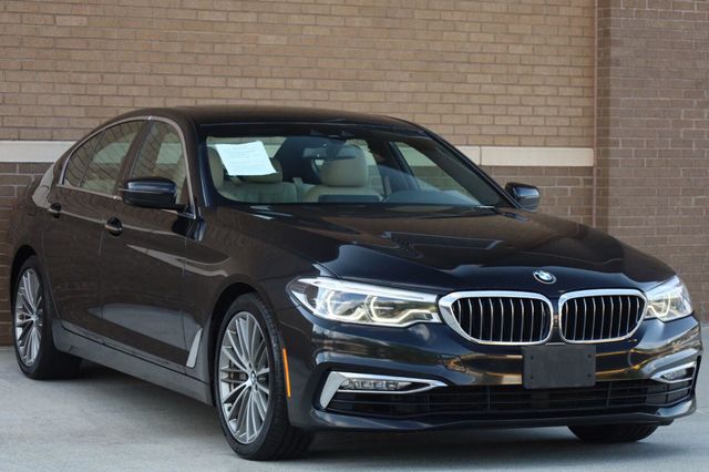 2017 BMW 5 Series 540i xDrive - 23069054 - 6