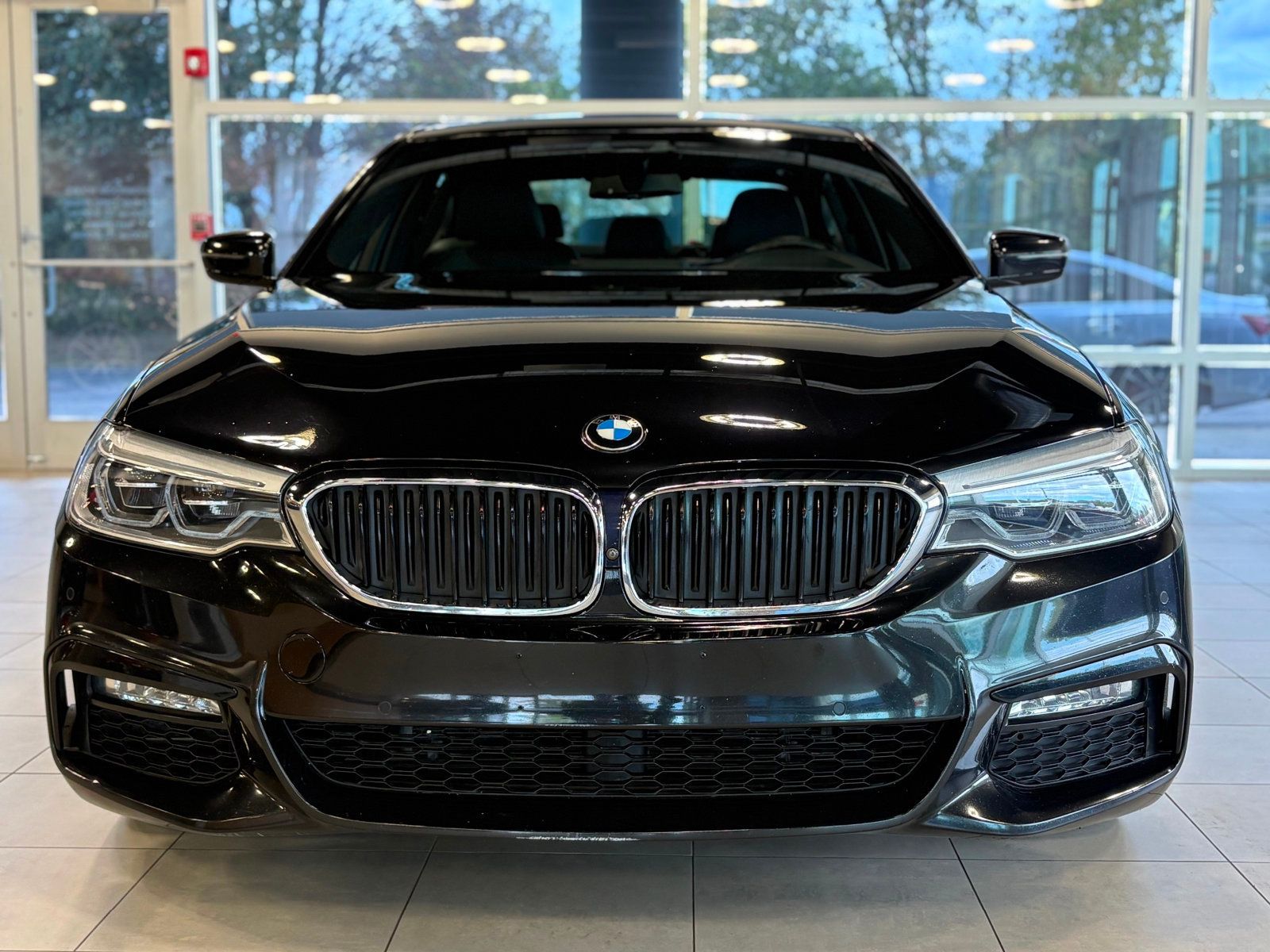 2017 Bmw 540i xDrive photo 2