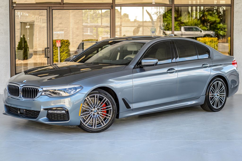 2017 BMW 5 Series 540i xDRIVE - M SPORT - NAV - BACKUP CAM - BLUETOOTH - GORGEOUS - 23007537 - 1