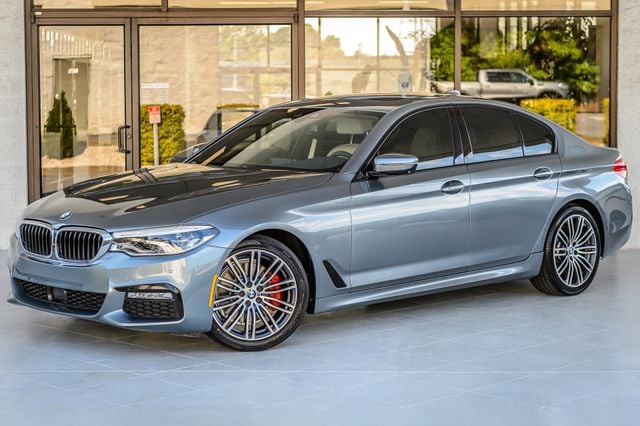 2017 BMW 5 Series 540i xDRIVE - M SPORT - NAV - BACKUP CAM - BLUETOOTH - GORGEOUS - 23007537 - 1
