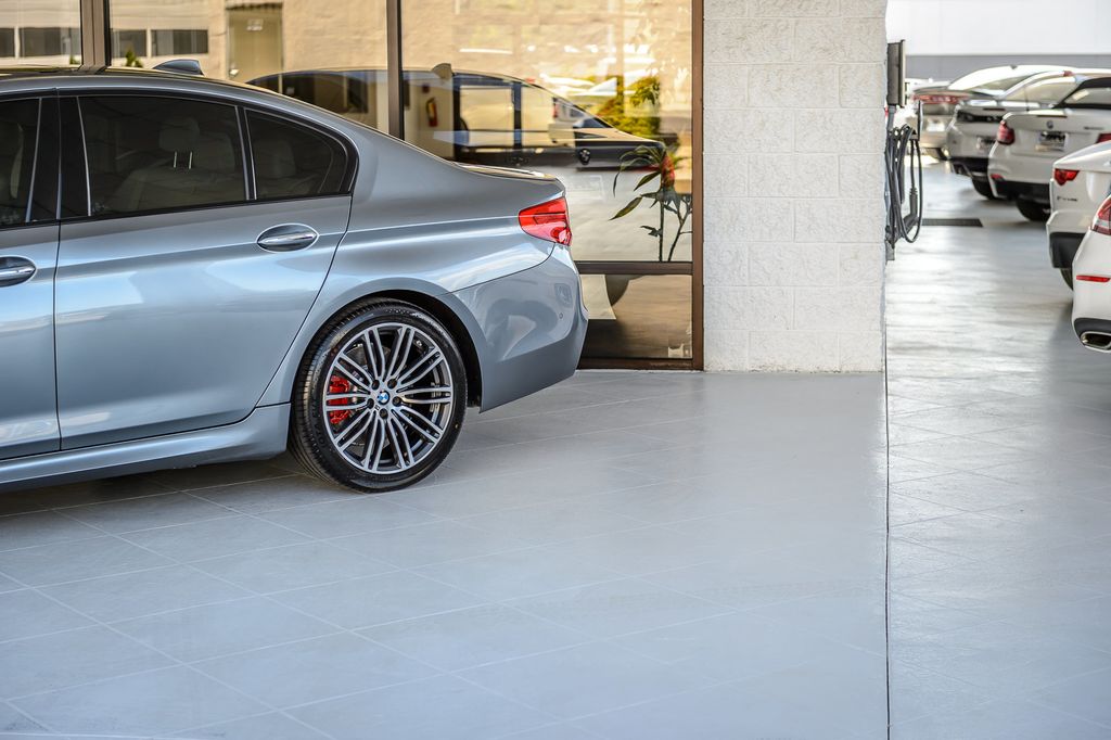 2017 BMW 5 Series 540i xDRIVE - M SPORT - NAV - BACKUP CAM - BLUETOOTH - GORGEOUS - 23007537 - 56