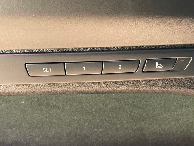 2017 BMW 5 Series 550i xDrive Gran Turismo - 22923003 - 21