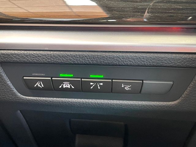 2017 BMW 5 Series 550i xDrive Gran Turismo - 22923003 - 36