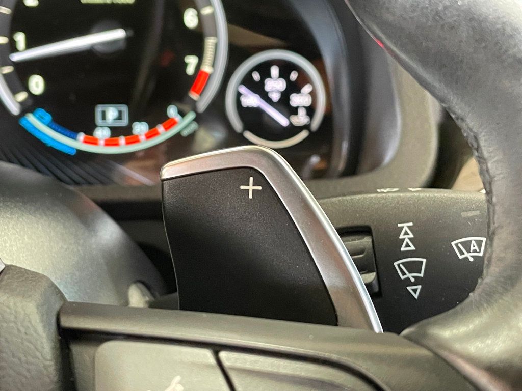 2017 BMW 5 Series 550i xDrive Gran Turismo - 22923003 - 39