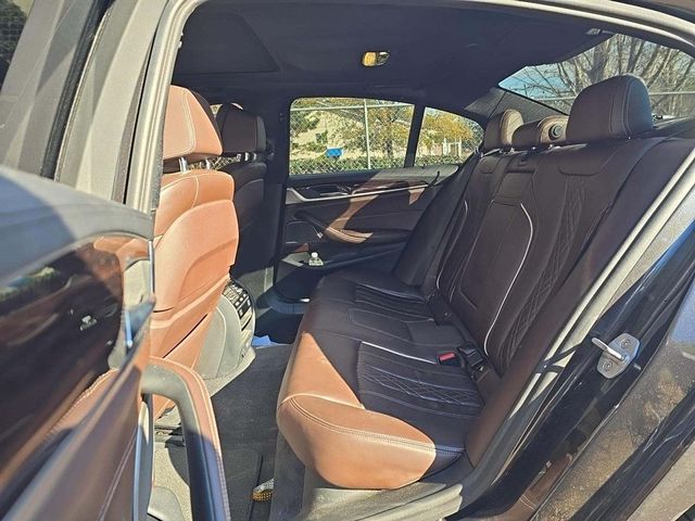 2017 BMW 5 Series BROWN GUTS! UPGRADED INTERIOR PAK! HARMON! APPLE PLAY! M PAK - 22961714 - 7