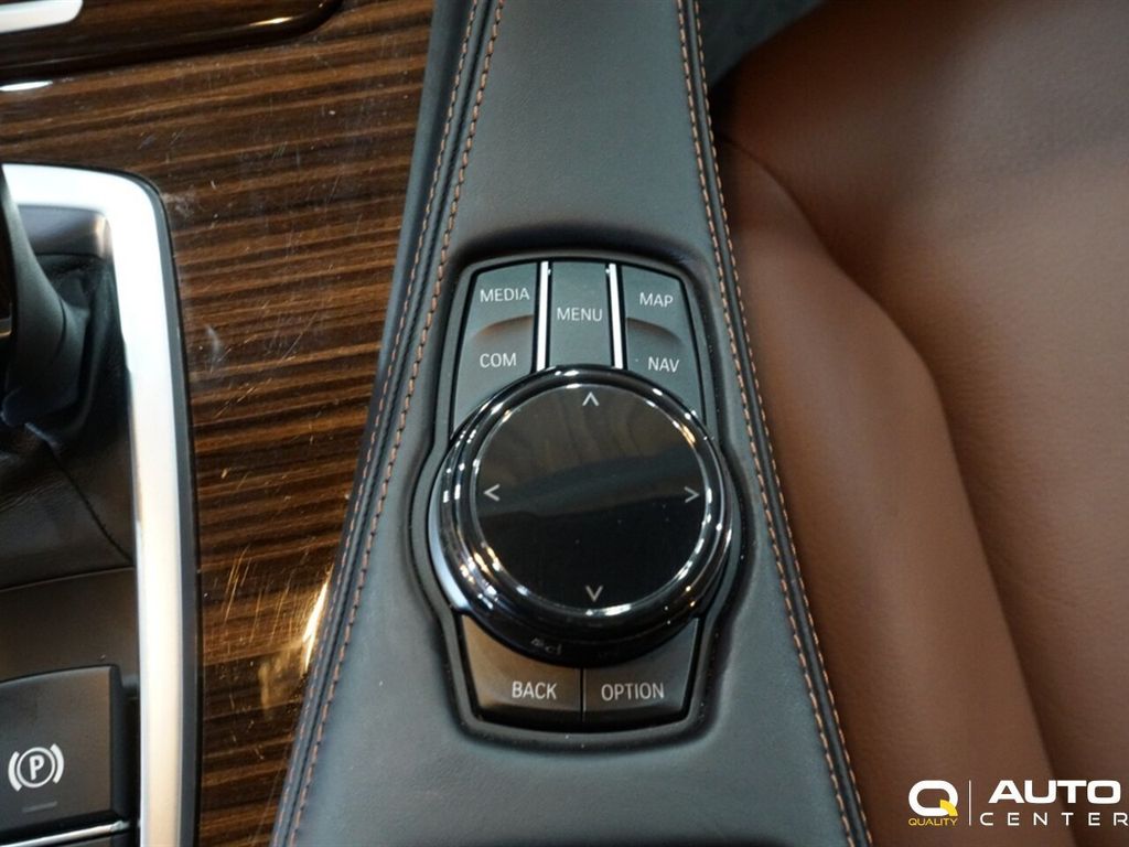 2017 BMW 6 Series 650i xDrive - 22905602 - 28