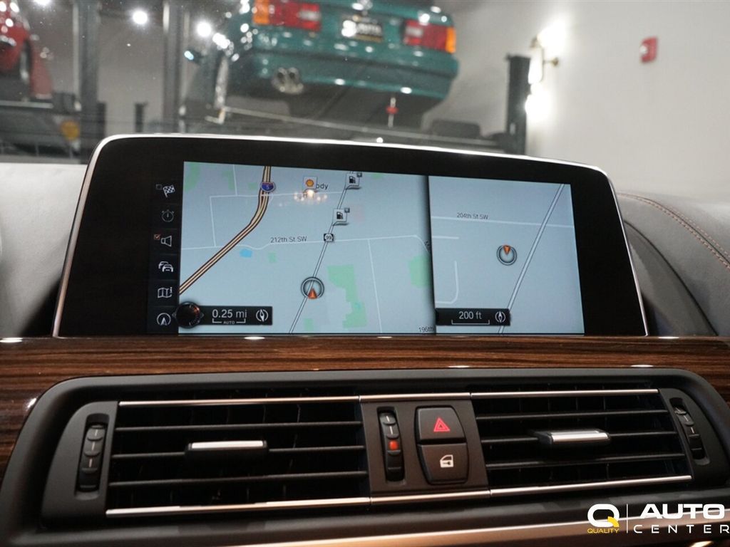 2017 BMW 6 Series 650i xDrive - 22905602 - 31