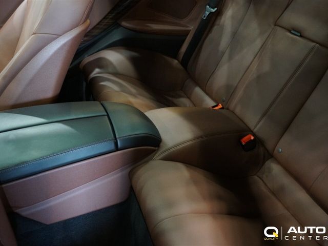 2017 BMW 6 Series 650i xDrive - 22905602 - 40