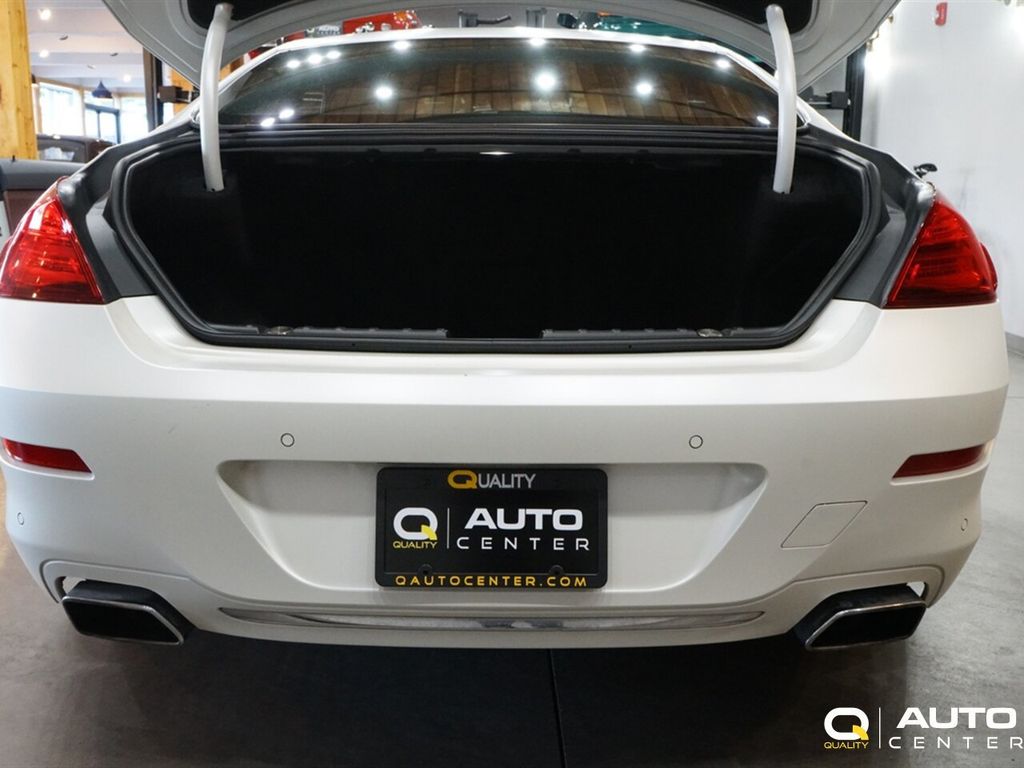 2017 BMW 6 Series 650i xDrive - 22905602 - 43
