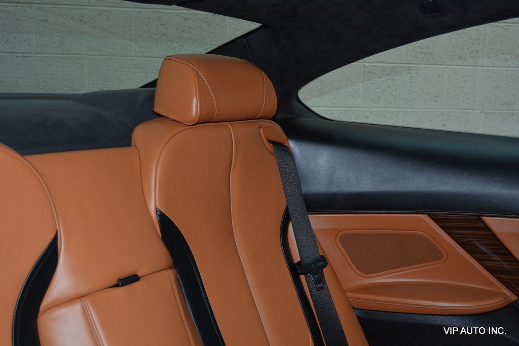 2017 BMW 6 Series 650i xDrive - 22970646 - 19