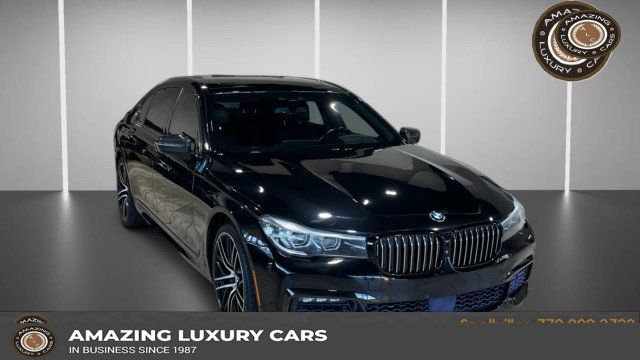 2017 BMW 7 Series 740i - 22983166 - 0