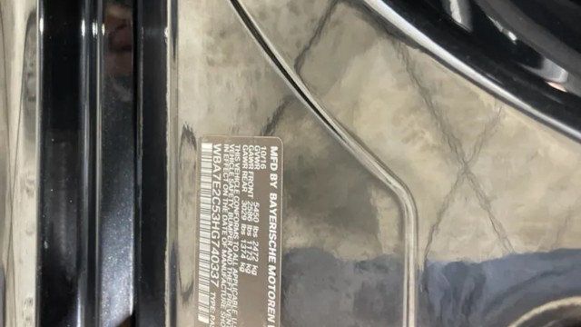 2017 BMW 7 Series 740i - 22983166 - 19