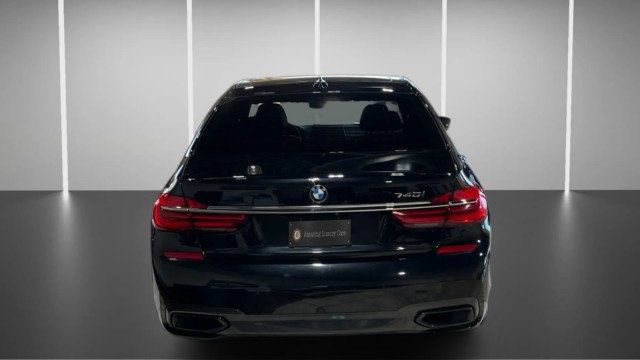 2017 BMW 7 Series 740i - 22983166 - 7