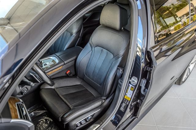 2017 BMW 7 Series 740i M SPORT - NAV - PANO ROOF - CARBON CORE - GORGEOUS - 23007540 - 42