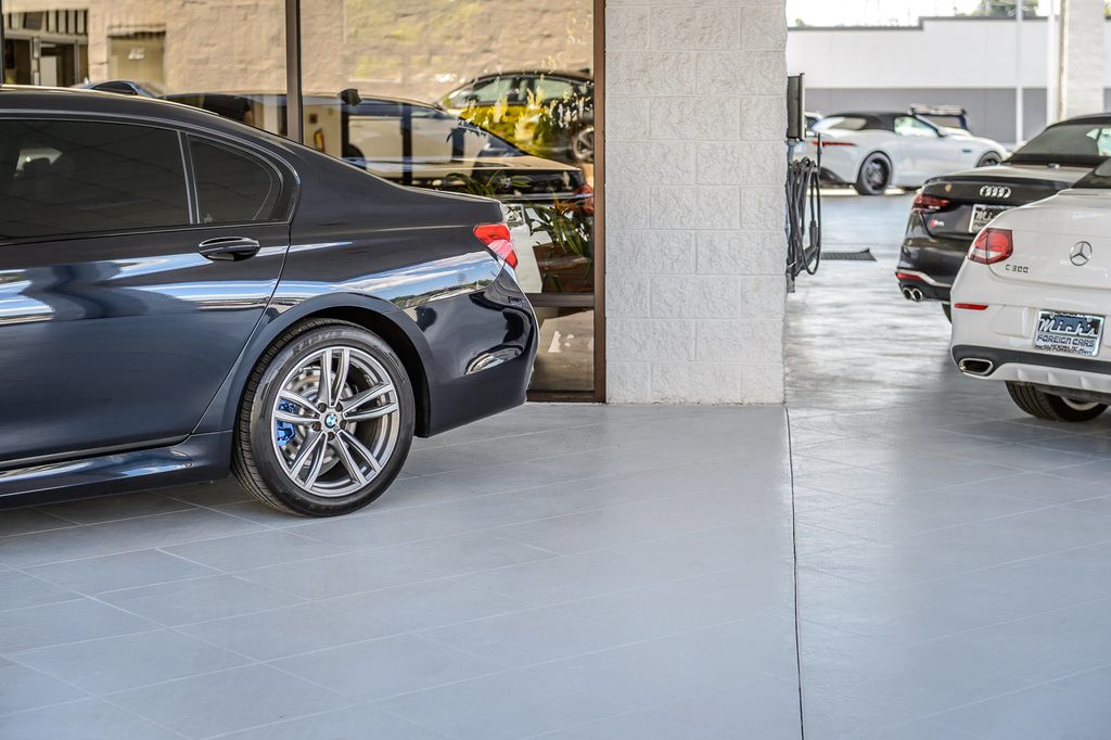 2017 BMW 7 Series 740i M SPORT - NAV - PANO ROOF - CARBON CORE - GORGEOUS - 23007540 - 64