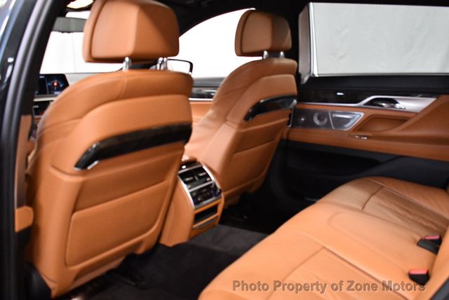 2017 BMW 7 Series 750i - 22508579 - 12