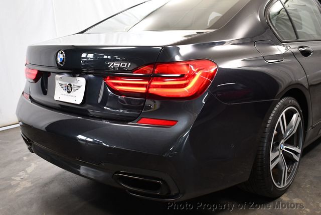 2017 BMW 7 Series 750i - 22508579 - 17