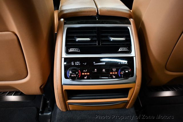 2017 BMW 7 Series 750i - 22508579 - 19