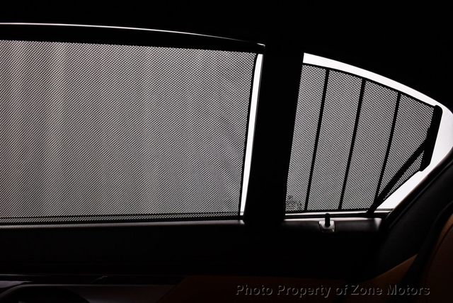 2017 BMW 7 Series 750i - 22508579 - 21