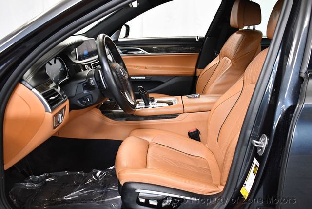2017 BMW 7 Series 750i - 22508579 - 4