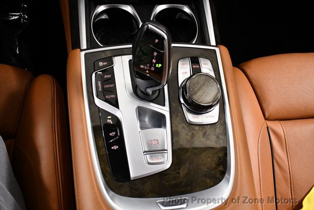 2017 BMW 7 Series 750i - 22508579 - 60