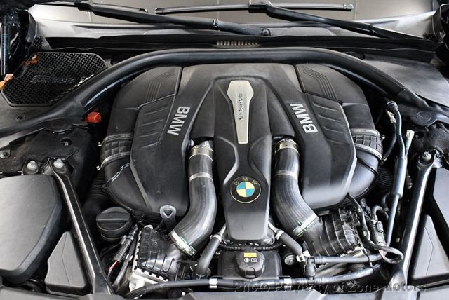 2017 BMW 7 Series 750i - 22508579 - 65