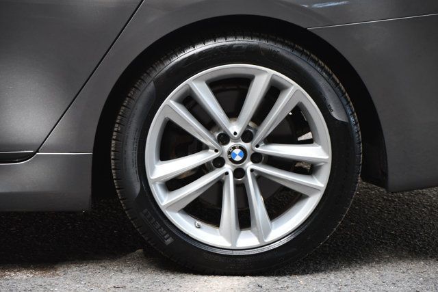 2017 BMW 7 Series 750i xDrive - 22854199 - 16