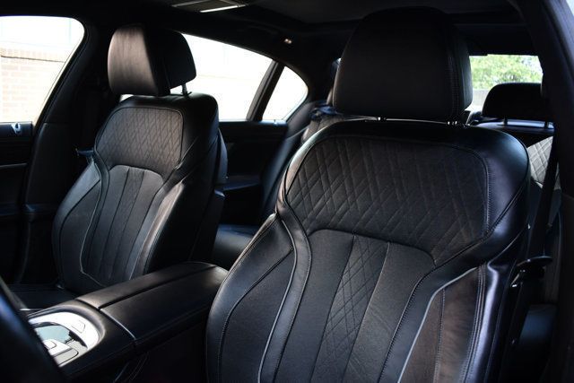 2017 BMW 7 Series 750i xDrive - 22854199 - 27