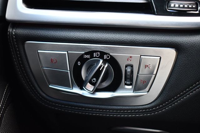 2017 BMW 7 Series 750i xDrive - 22854199 - 30