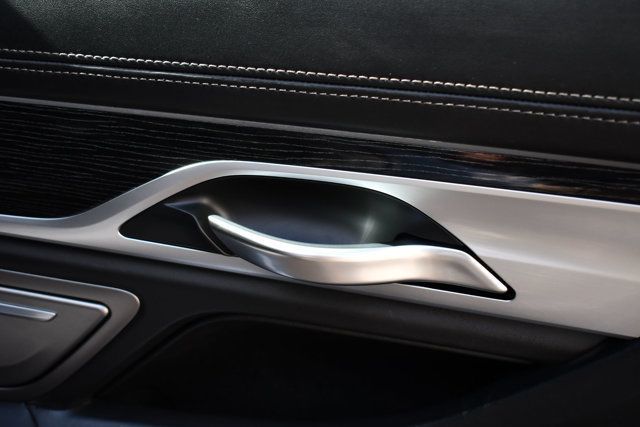 2017 BMW 7 Series 750i xDrive - 22854199 - 47